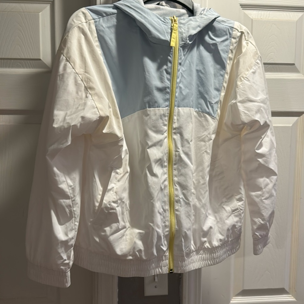 Youth large white and blue windbreaker rain jacket
